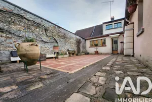 Maison à Saint-Arnoult-en-Yvelines (78730)