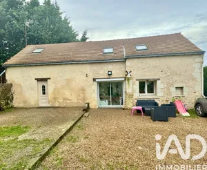 House in Vernoil-le-Fourrier (49390)