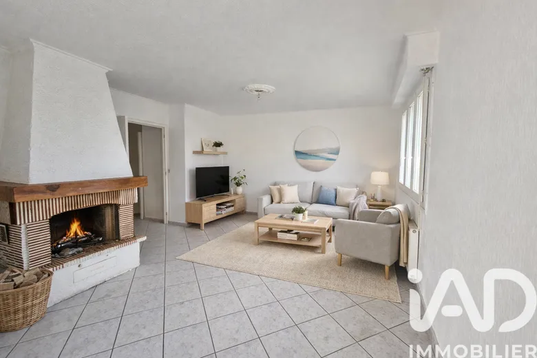 Appartement 4 pièces 83 m² · à Bastia · 82,6 m² · 155 000 €