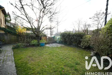 Architectural house in La Frette-sur-Seine (95530)