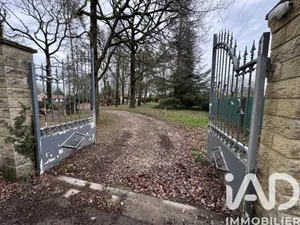 Land in Dirac (16410)