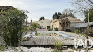 House in Pons (17800)