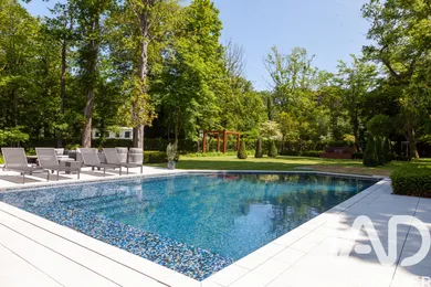 Maison d'architecte à Marnes-la-Coquette (92430)