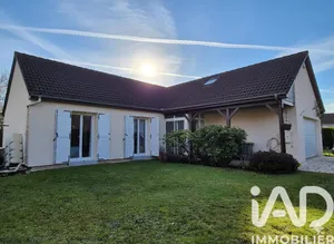 House in Rubelles (77950)