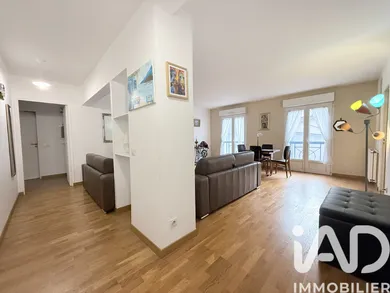 Apartment in Enghien-les-Bains (95880)