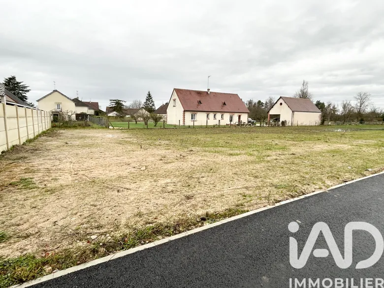 Terrain à bâtir à Pruniers-en-Sologne (41200) · 70 000 €