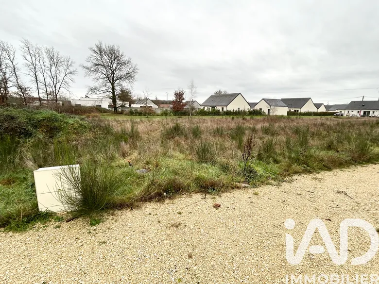 Terrain 700 m² · à Romorantin-Lanthenay · 700 m² · 55 000 €