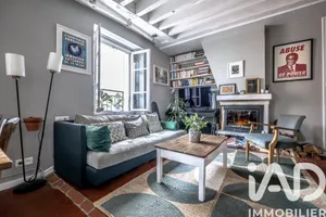 Apartment in Paris (75011)