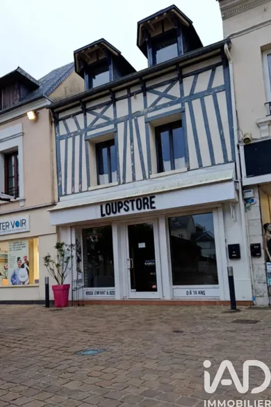 Immeuble à Lillebonne (76170)