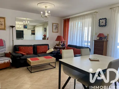 Apartment in Toulon (83000)