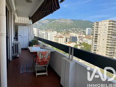 Apartment in Toulon (83000)
