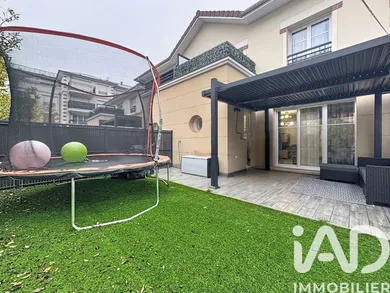 Maison de ville à Montévrain (77144)