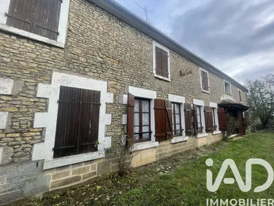 Maison à Varennes-lès-Narcy (58400)