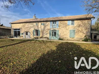 Park home in Chaunay (86510)