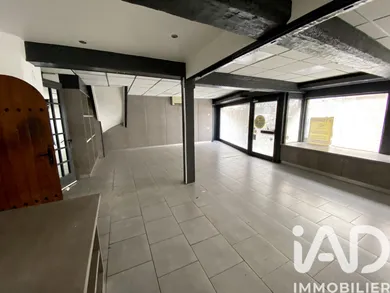 Immeuble à Château-Renard (45220)