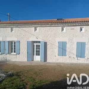 Maison à Mirambeau (17150)