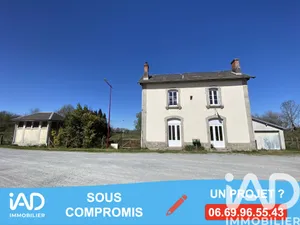 Building in Montaigut-le-Blanc (23320)