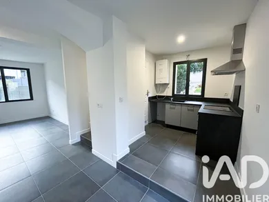 House in Mantes-la-Ville (78711)