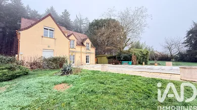 Traditional house in Ozolles (71120)