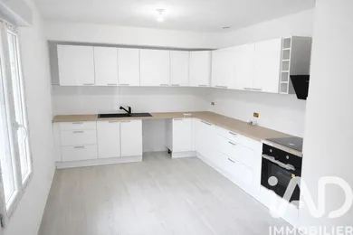 Apartment in Nîmes (30900)