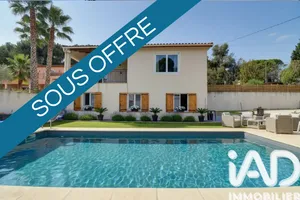 Maison à Saint-Mitre-les-Remparts (13920)