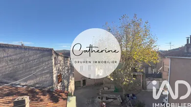 Townhouse in Cuers (83390)