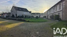 Domain in Jully-sur-Sarce (10260)