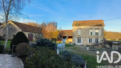 Domaine à Jully-sur-Sarce (10260)