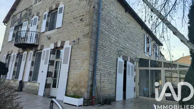 Domaine à Jully-sur-Sarce (10260)