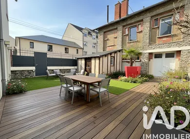 Maison de ville à Laval (53000)