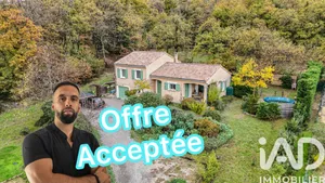 Maison traditionnelle à Saint-Bauzile (07210)