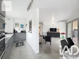 Apartment in Bandol (83150)