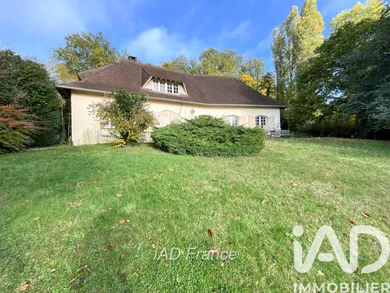 Maison à Évecquemont (78740)