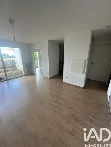 Apartment in Mérignac (33700)