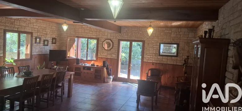 Maison 5 pièces 236 m² · à Le Tampon · 236 m² · 405 000 €