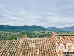 Maison de ville à Bagnols-en-Forêt (83600)