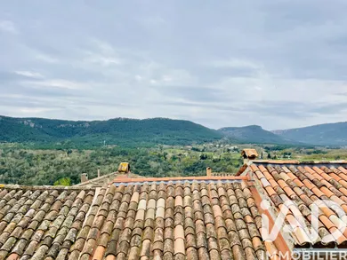 Maison de ville à Bagnols-en-Forêt (83600)