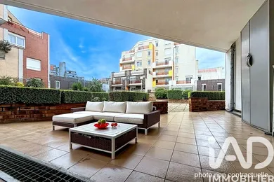 Apartment in Évry (91000)