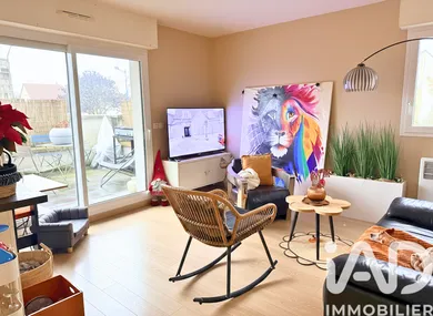 Apartment in Orsay (91400)