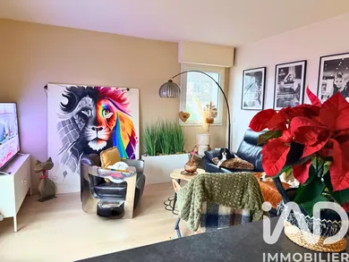 Apartment in Orsay (91400)