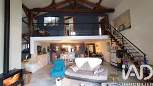 Maison à Saint-Étienne-de-Brillouet (85210)