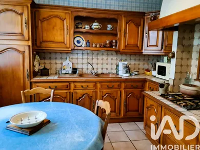 Townhouse in Candé (49440)