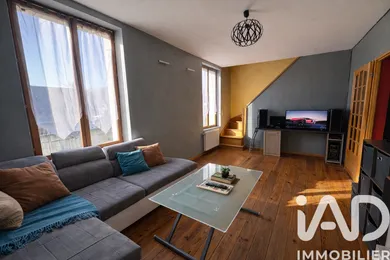 Maison de village à Bury (60250)