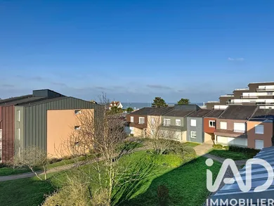 Apartment in Courseulles-sur-Mer (14470)