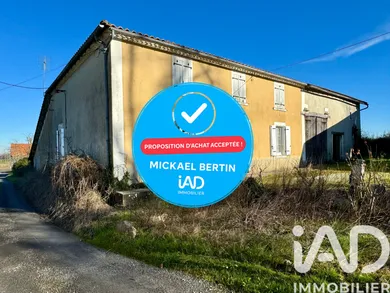 House in Reignac (16360)