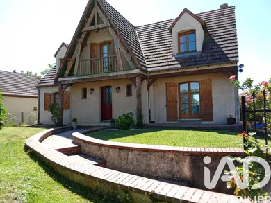 Traditional house in Villeblevin (89340)