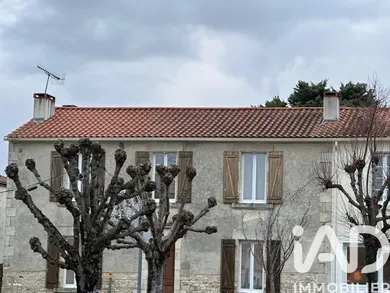 Maison de village à Grues (85580)