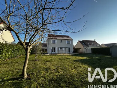 Pavillon à Estrées-Saint-Denis (60190)