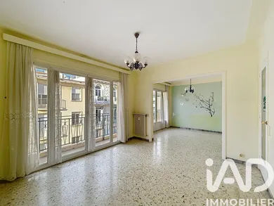 Apartment in Menton (06500)