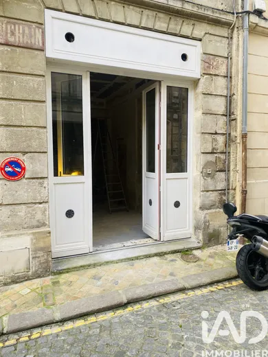 Appartement à Bordeaux (33300)